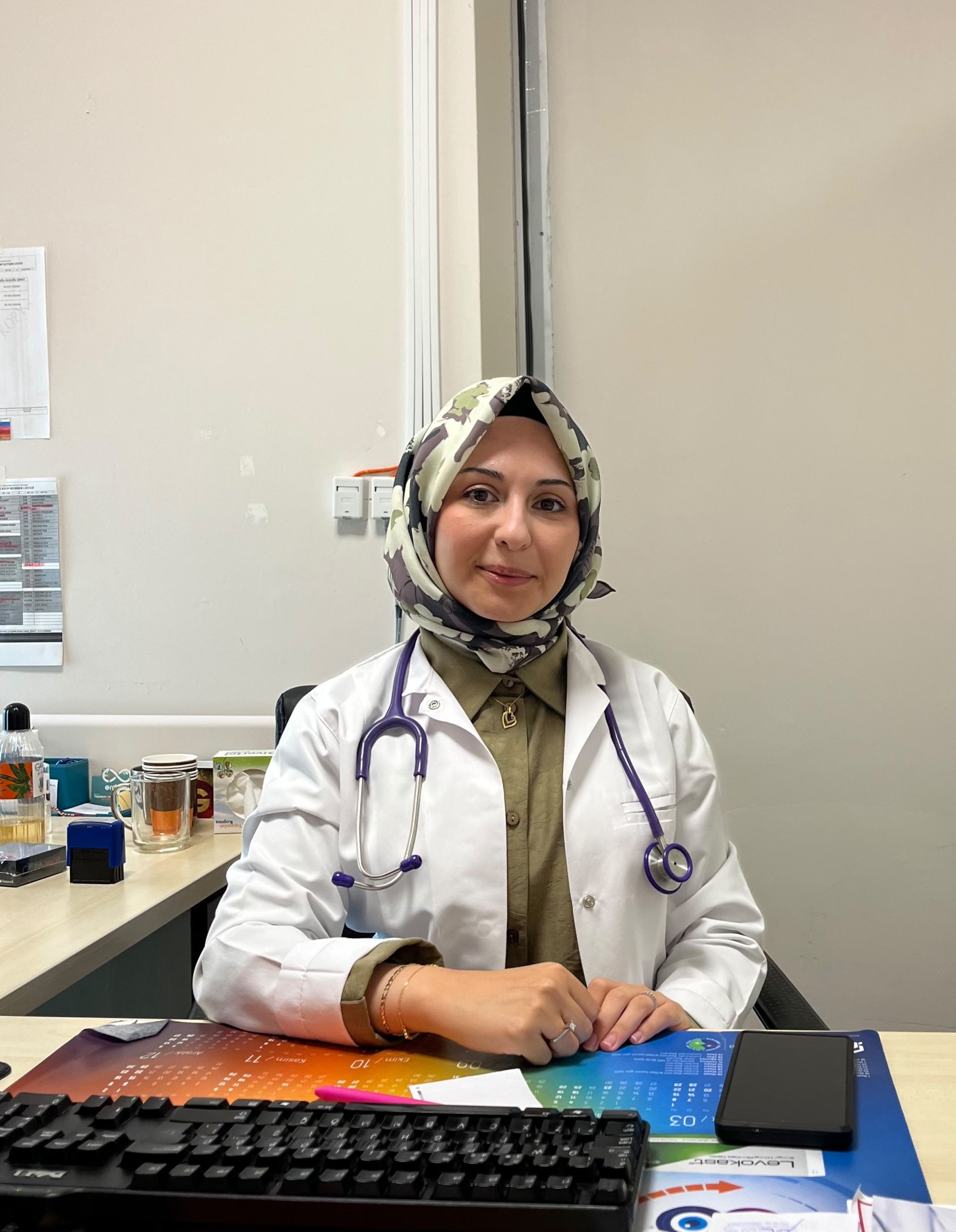 Kandıra’da Dahiliye Kadrosu Güçleniyor: Uzm. Dr. Şeyma Sena Yılmaz Göreve Başladı