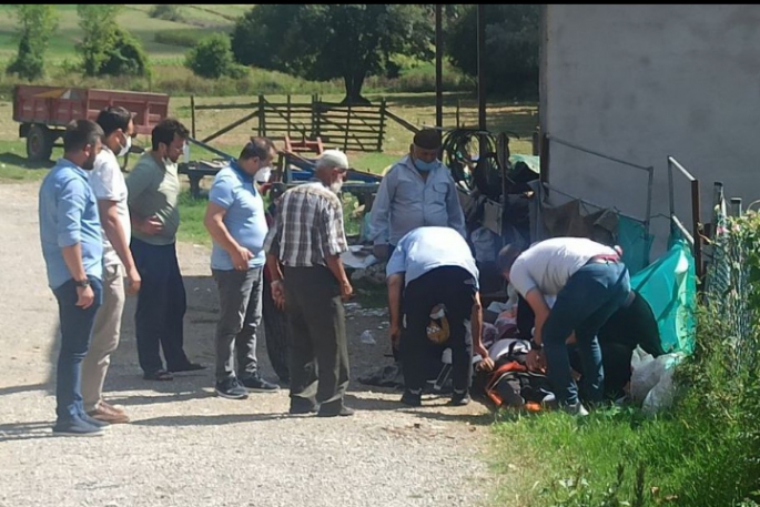 Cenazeye giderken kaza yaptılar! 1 ölü, 3 yaralı