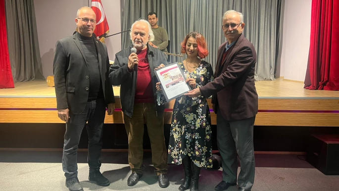 Kandıra'da Müberra Bülbül Şiir Kitabı Tanıtımı ve Müzik Dinletisi