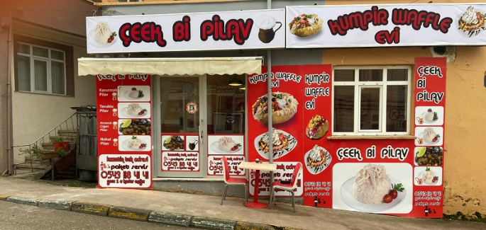 Kandırada Çeek Bi Pilav,Kumpir ve Waffle Evi Açıldı